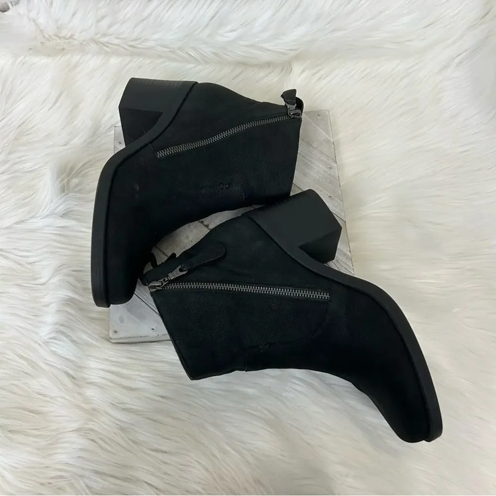 Crown Vintage Black Side Zipper Booties Size 9